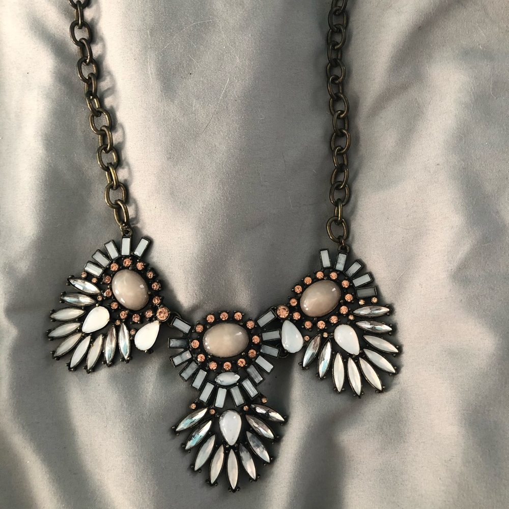 Statement necklace